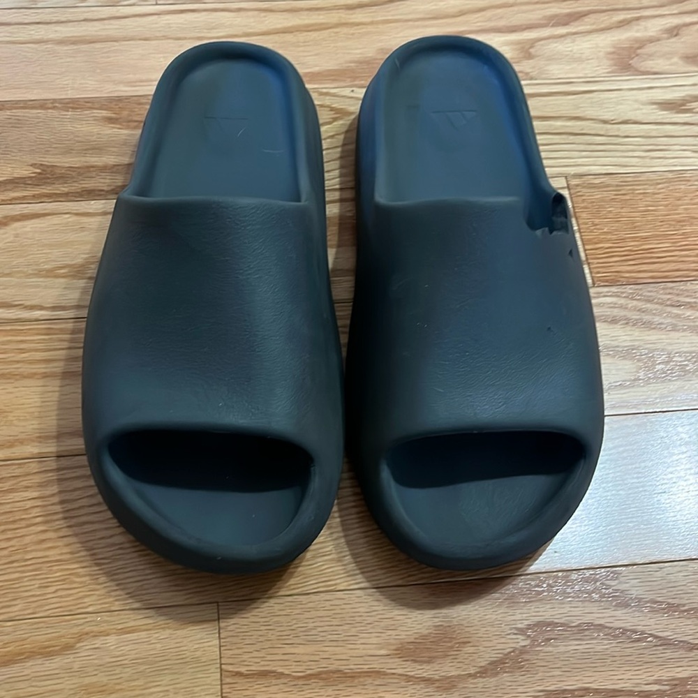 Mens Yeezy Slides 14 Slate Grey